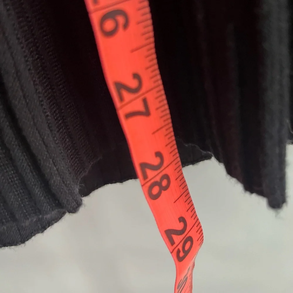 Woman’s ribbed knitted A line midi skirt - Picture 4 of 6